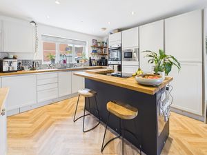 Photo 8- click for photo gallery